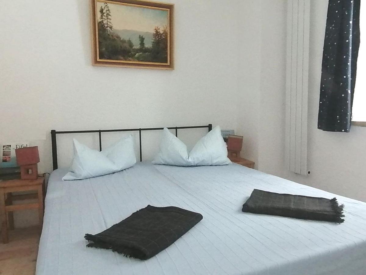 Suedeifel Ferienhaeuser Christian Faust Villa Zweifelscheid Eksteriør bilde